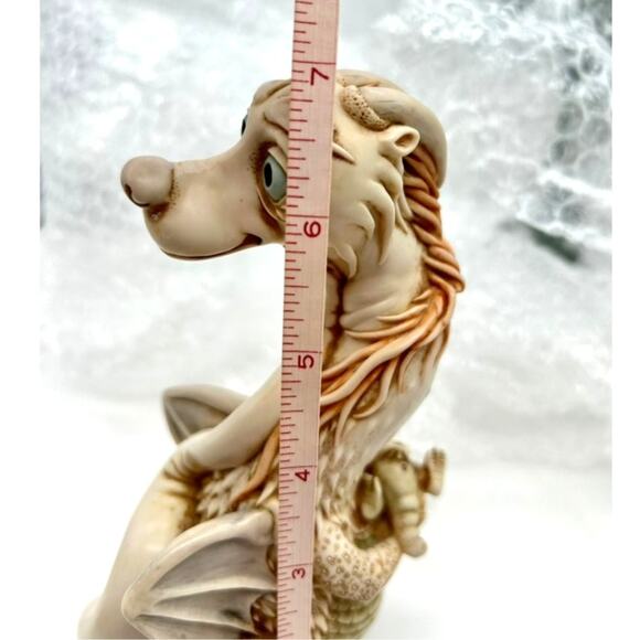 NIB Harmony Kingdom Tamira's Treasure Mom Baby Dragon 1290/3600 Collectible Mint - Picture 11 of 14